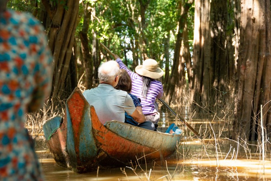 Haft Day tour to Kompong Pluk